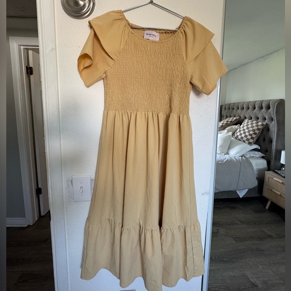 JessaKae Dresses & Skirts - JessaKae Yellow Smocked Dress
